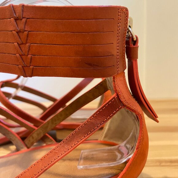 Coach Nillie Gladiator Sandals Size 39 In Burnt Orange Leather With Back Zipper - Picture 3 of 16